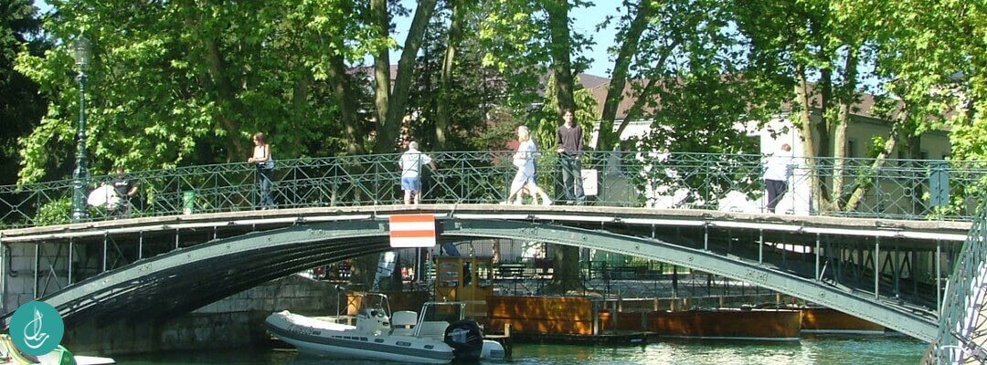 جسر العشاق Pont des Amours